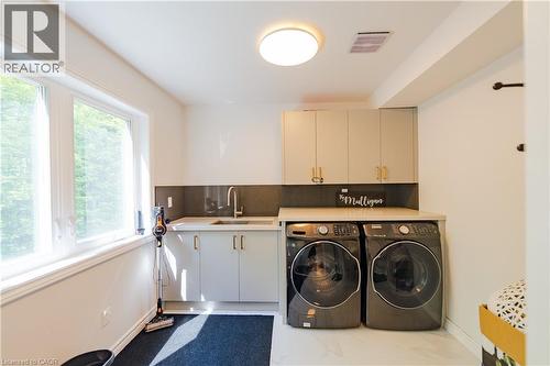 95 Chipmunk Lane, Magnetawan, ON - Indoor Photo Showing Laundry Room