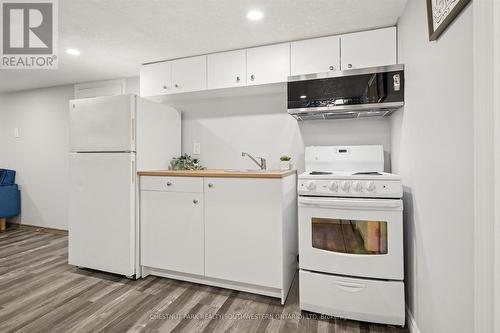 714 Frederick Street, Kitchener, ON - Indoor Photo Showing Kitchen