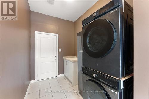 20 - 8 Wishing Well Lane, Otonabee-South Monaghan, ON - Indoor Photo Showing Laundry Room