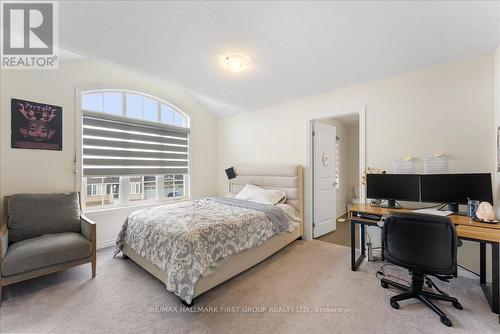 20 - 8 Wishing Well Lane, Otonabee-South Monaghan, ON - Indoor Photo Showing Bedroom