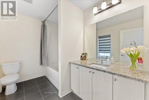 20 - 8 Wishing Well Lane, Otonabee-South Monaghan, ON - Indoor Photo Showing Bathroom