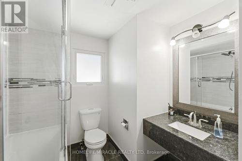 23 Heatherdale Place, Hamilton, ON - Indoor Photo Showing Bathroom