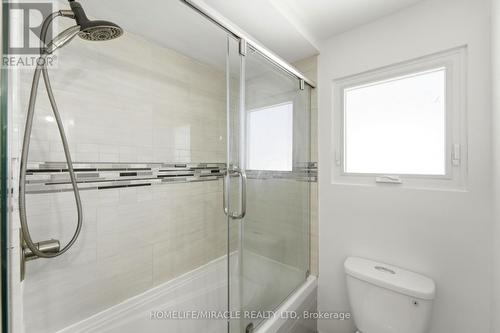 23 Heatherdale Place, Hamilton, ON - Indoor Photo Showing Bathroom