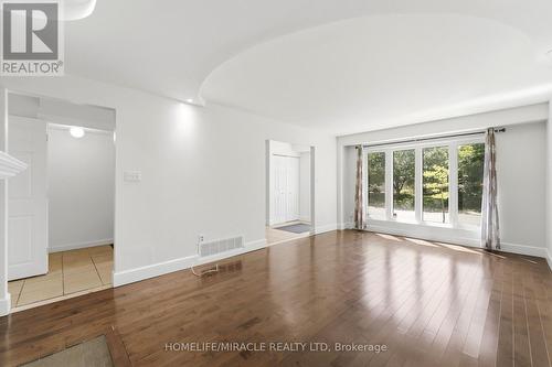 23 Heatherdale Place, Hamilton, ON - Indoor Photo Showing Other Room