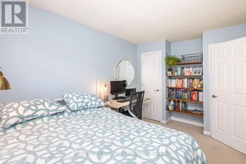 55 Jardin Private, Ottawa, ON - Indoor Photo Showing Bedroom