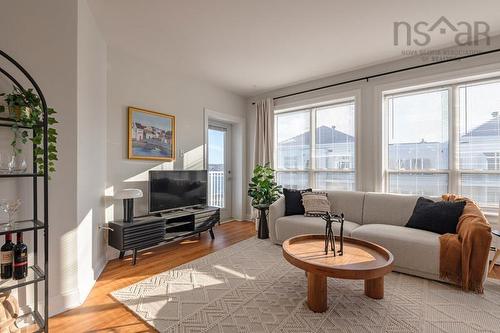 212 3805 Mont Blanc Terrace, Halifax, NS - Indoor Photo Showing Living Room