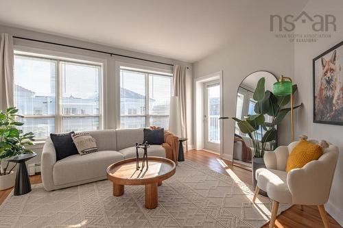 212 3805 Mont Blanc Terrace, Halifax, NS - Indoor Photo Showing Living Room