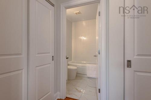 212 3805 Mont Blanc Terrace, Halifax, NS - Indoor Photo Showing Bathroom
