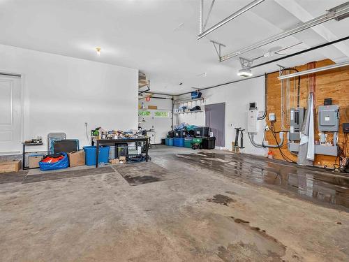 10 Heron Drive, Canaan, NS - Indoor Photo Showing Garage