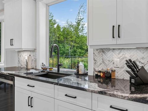 10 Heron Drive, Canaan, NS - Indoor Photo Showing Kitchen With Upgraded Kitchen