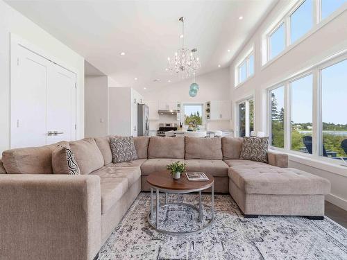 6837 Highway 3, Hunts Point, NS - Indoor Photo Showing Living Room