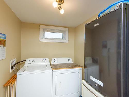 2118 Highway 1, Grosses Coques, NS - Indoor Photo Showing Laundry Room