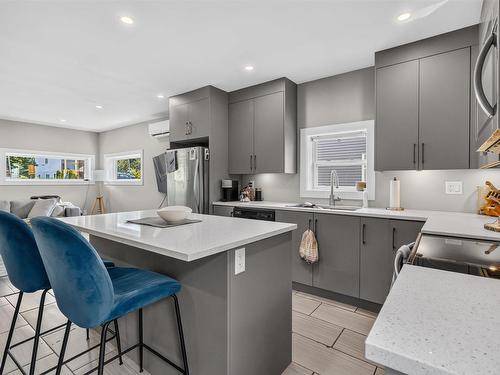 28 Pine Grove Drive, Halifax, NS - Indoor Photo Showing Kitchen With Upgraded Kitchen