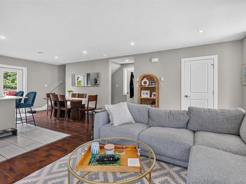 28 Pine Grove Drive, Halifax, NS - Indoor Photo Showing Living Room
