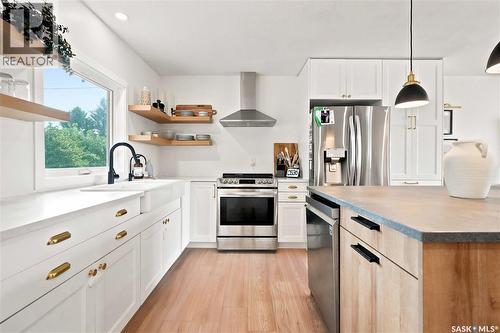 35 Kipling Avenue, Southey, SK - Indoor Photo Showing Kitchen With Upgraded Kitchen