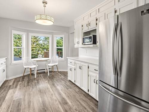 7 Shoreview Drive, Eastern Passage, NS - Indoor Photo Showing Kitchen