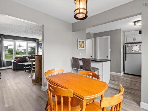 3 Osborne Avenue, Dartmouth, NS - Indoor Photo Showing Dining Room