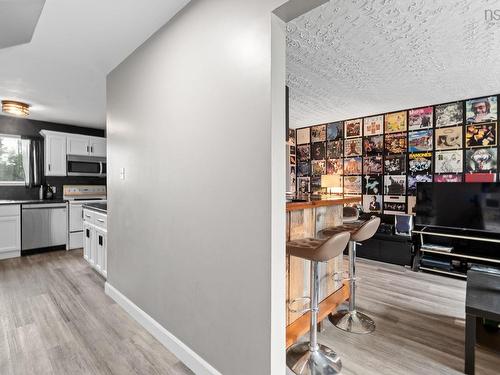 3 Osborne Avenue, Dartmouth, NS - Indoor Photo Showing Kitchen
