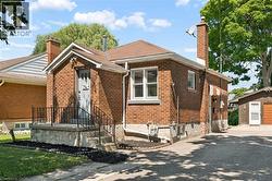 714 FREDERICK Street  Kitchener, ON N2B 2B2