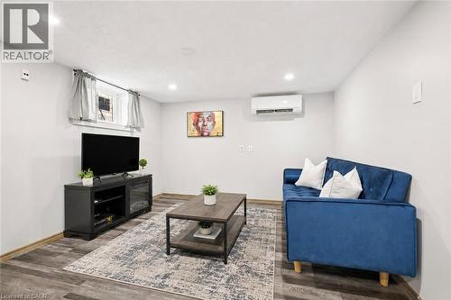 714 Frederick Street, Kitchener, ON - Indoor