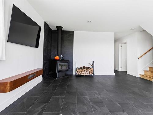 1368 Highway 208, Simpsons Corner, NS - Indoor Photo Showing Other Room