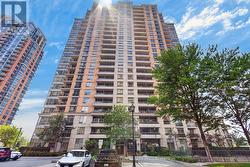 723 - 5233 DUNDAS STREET W Toronto, ON M9B 6M1