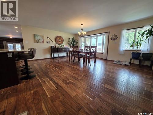 304 4Th Avenue Se, Swift Current, SK - Indoor