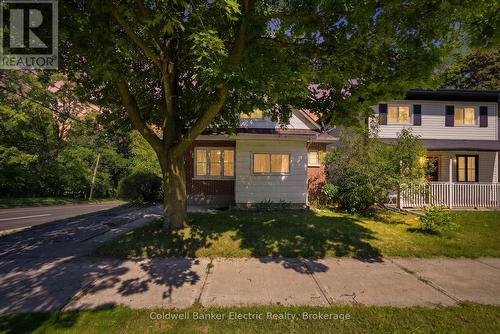 1228 KENNETH AVENUE  Peterborough (Otonabee Ward 1), ON K9J 5P9