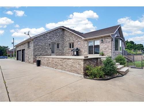 376 Elmstead Road, Lakeshore, ON 