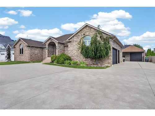 376 Elmstead Road, Lakeshore, ON 