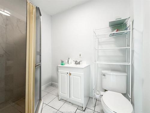 421 Hall, Windsor, ON 
