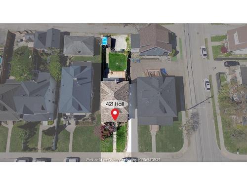 421 Hall, Windsor, ON 