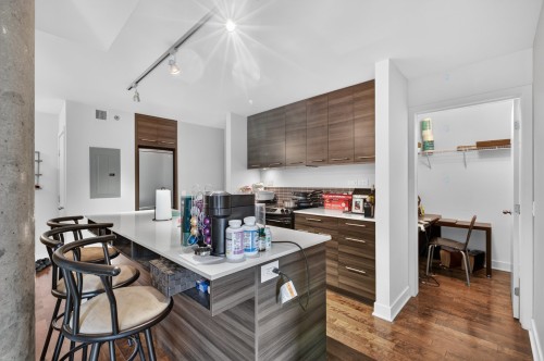 Kitchen - 759-1414 Rue Chomedey, Montréal (Ville-Marie), QC - Indoor