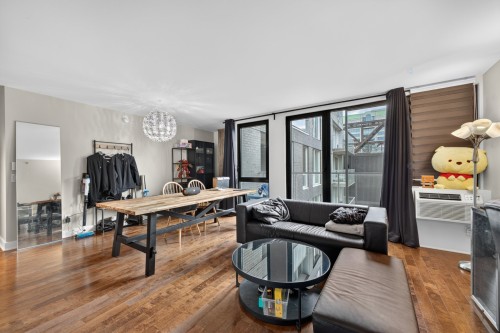 Living Room - 759-1414 Rue Chomedey, Montréal (Ville-Marie), QC - Indoor