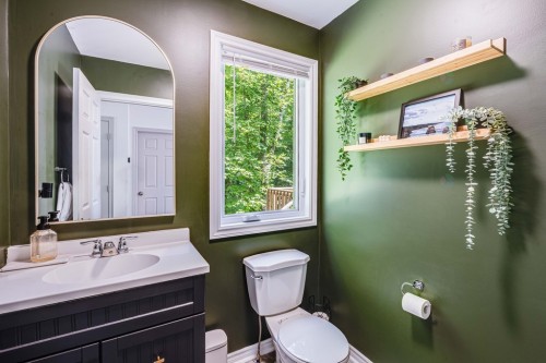 Bathroom - 9 Ch. Pritchard, La Pêche, QC - Indoor Photo Showing Bathroom