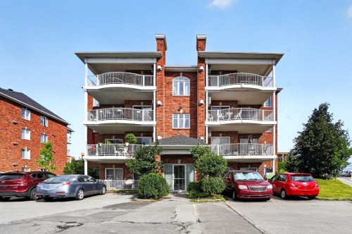 131-900 Boul. Laval  Laval (Chomedey), QC H7S 2K2