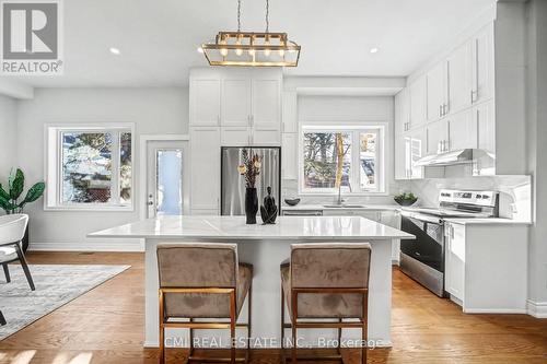 75 Kenilworth Avenue, Toronto, ON - Indoor Photo Showing Kitchen With Upgraded Kitchen