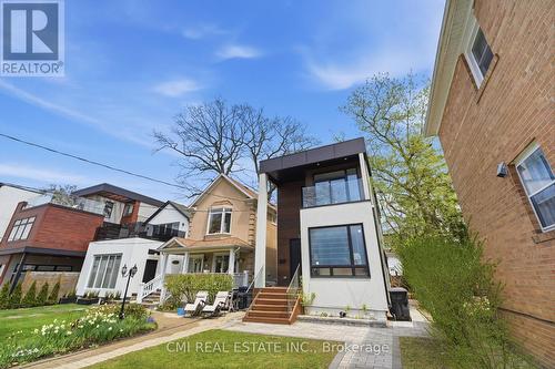 75 Kenilworth Avenue, Toronto, ON - Outdoor With Facade