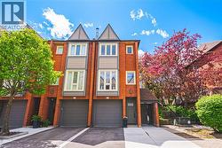 895 MAPLE Avenue Unit# 101  Burlington, ON L7S 2H7