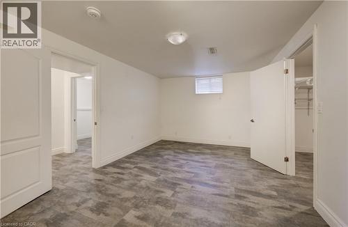 Primary bedroom, lower unit. - 197 Southwood Drive, Kitchener, ON - Indoor Photo Showing Other Room