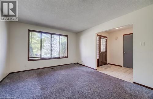 Large bay window for generous natural light. - 197 Southwood Drive, Kitchener, ON - Indoor Photo Showing Other Room