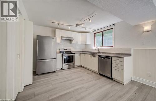 Open concept kitchen. - 197 Southwood Drive, Kitchener, ON - Indoor Photo Showing Kitchen