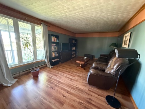 Living Room - 14 2E Rue S., Béarn, QC - Indoor