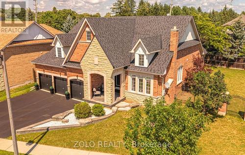 849 HANMORE STREET  Oshawa, ON L1K 0C5
