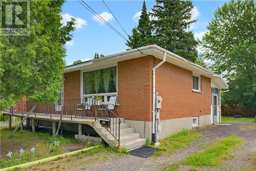 782 Westmount  Sudbury, ON P3A 1C2