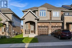 10 LINDEN PARK LANE  Hamilton, ON L9A 1Y1