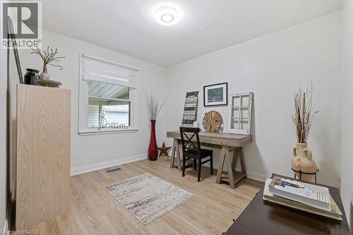 60 Howe Avenue, Hamilton, ON 