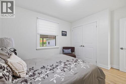 60 Howe Avenue, Hamilton, ON 