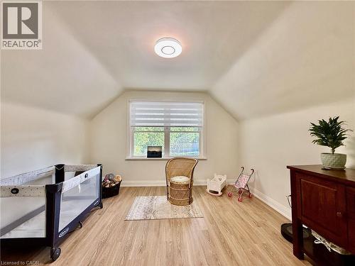 60 Howe Avenue, Hamilton, ON 