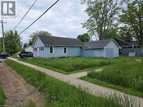 303 S RIDGE Road  Fort Erie, ON L0S 1N0
